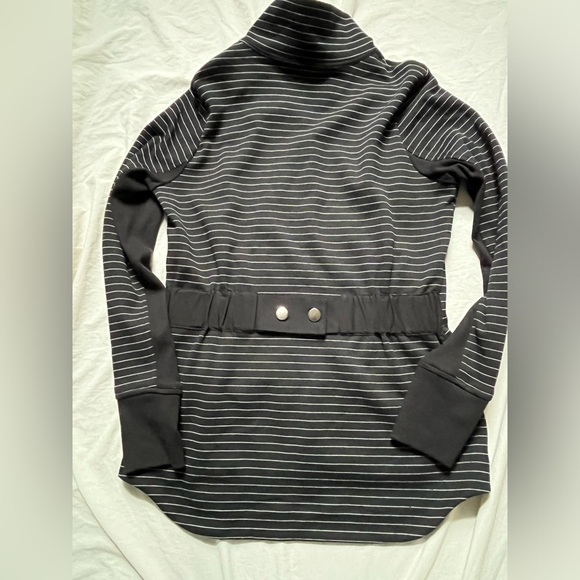 CABI Sprint Striped Jacket Sweatshirt SZ S - Picture 3 of 9